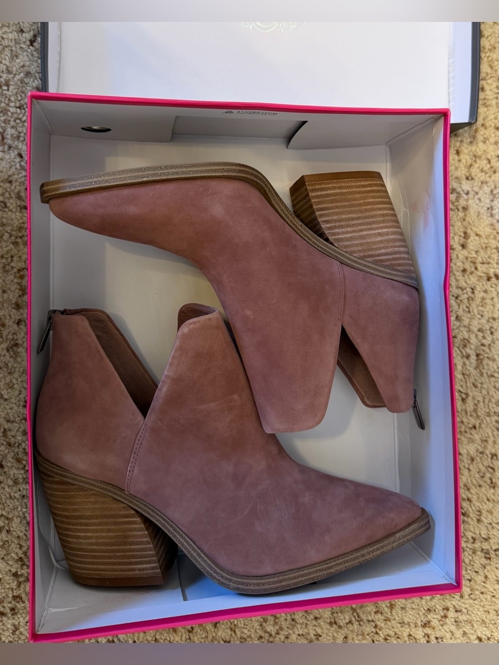 NWB Vince Camuto Gigietta Suede Block Heel Booties, Pink, Size 8.5/39 - Picture 8 of 9
